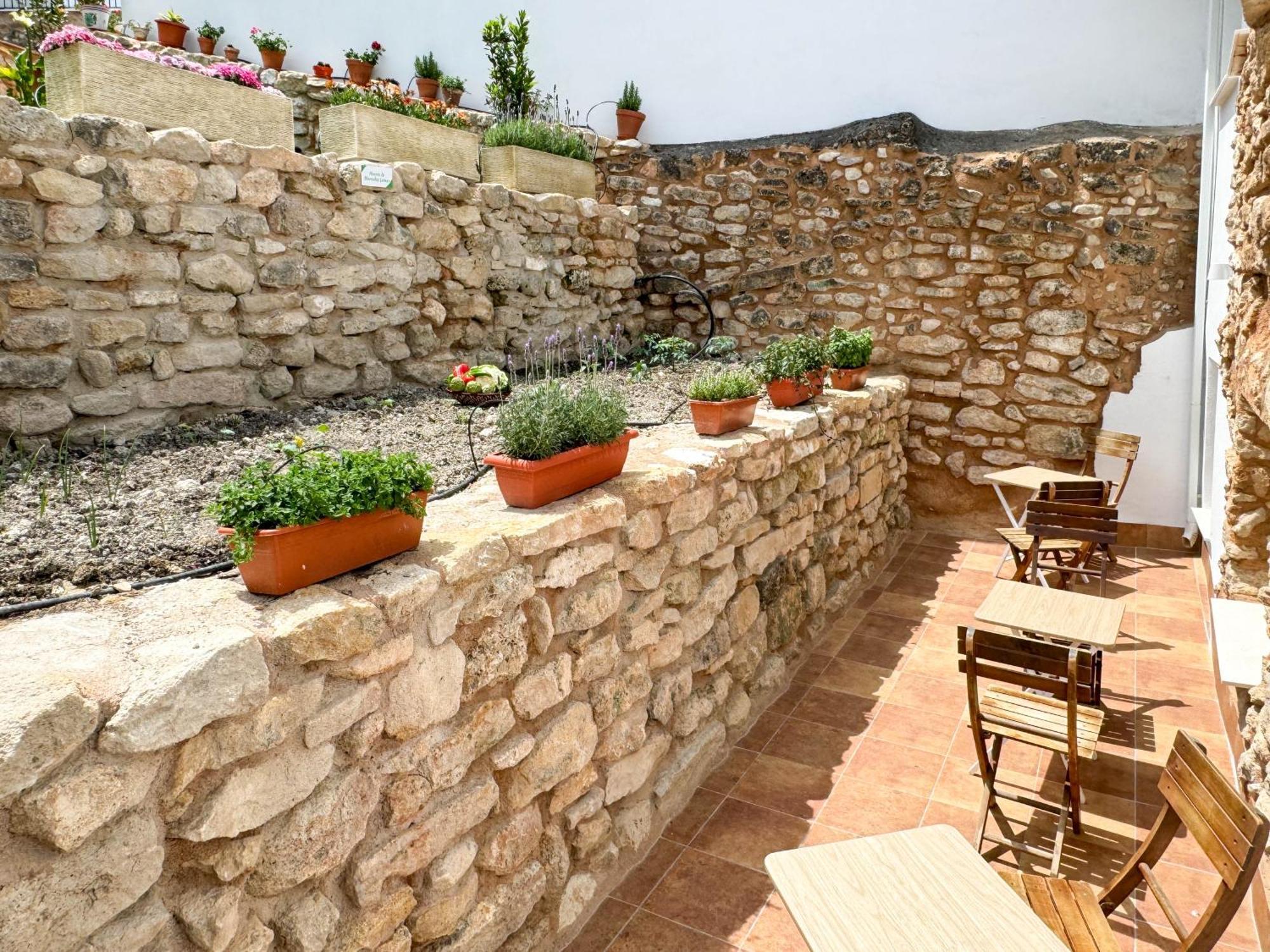 El Jardin De Castillo - Calma Y Slow Life Castillo de Locubín Extérieur photo